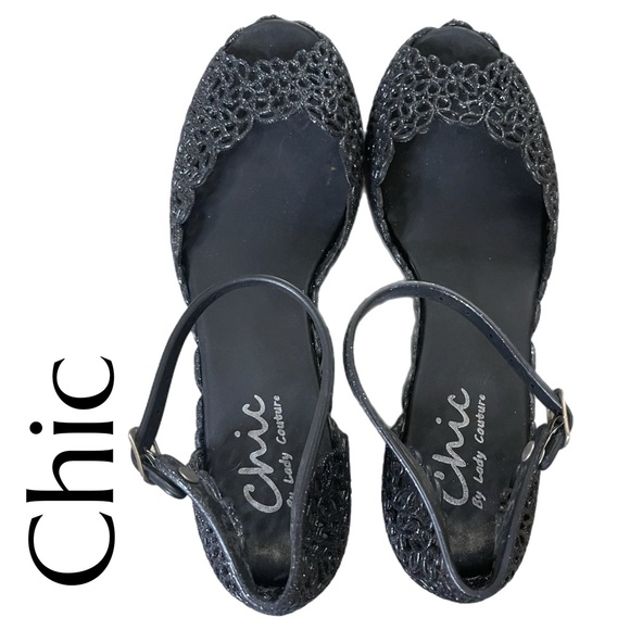 Chic Platform Wedge Black Lace Glamorous Sandal by Lady Couture in size 9 - Picture 8 of 17